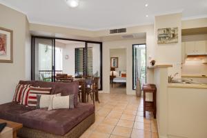 the mediterranean port douglas