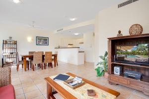 the mediterranean port douglas