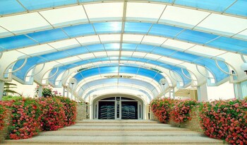 racar hotel and resort