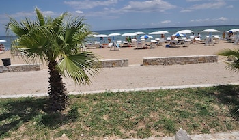 racar hotel and resort