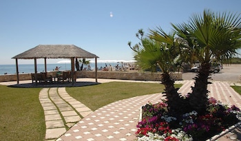 racar hotel and resort
