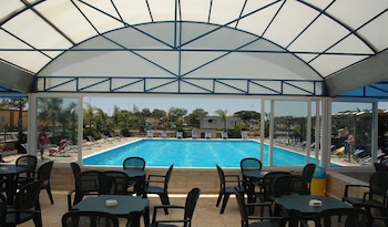 racar hotel and resort