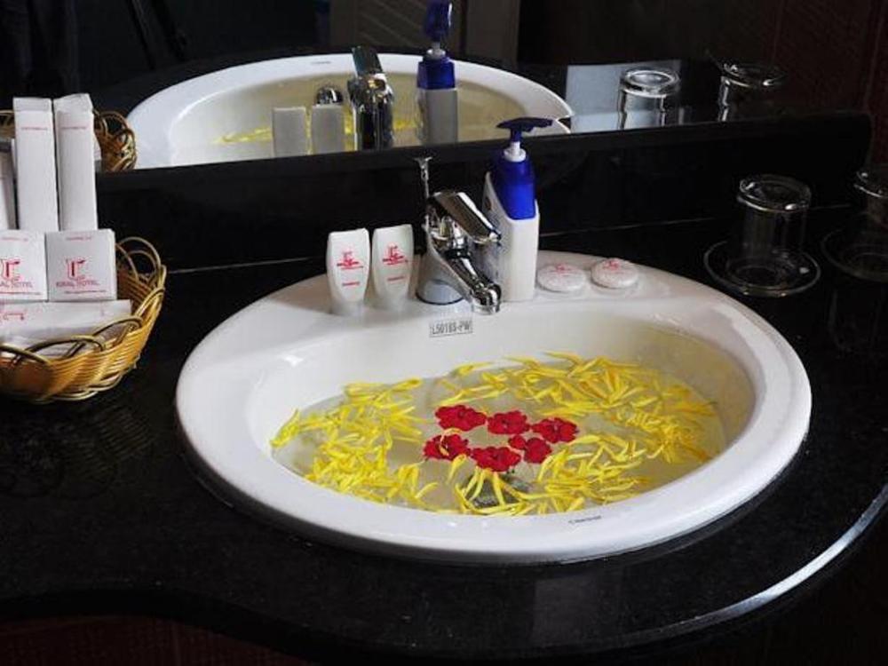 ideal hotel hue