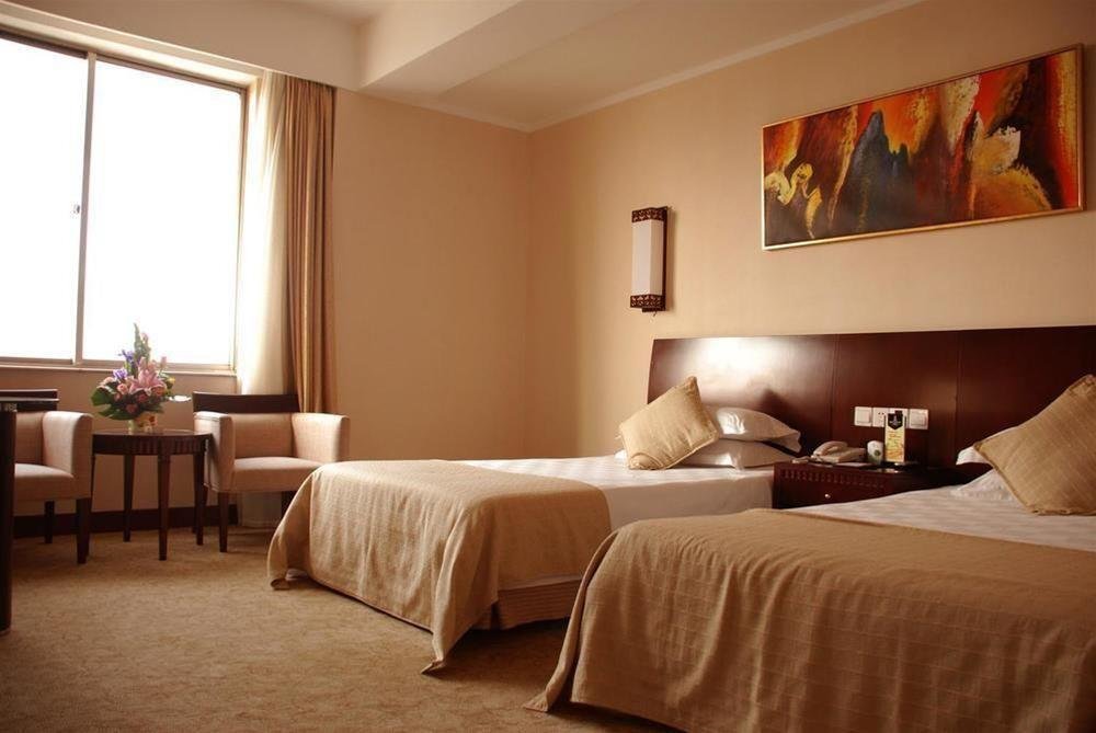 zhangjiagang guomao hotel