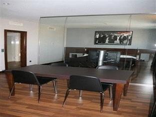 Hotel Tach Madrid Airport,In Madrid (Barajas),4 star