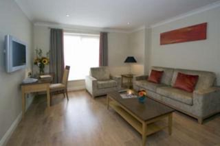 Premier Suites Dublin Leeson Street,Dardistown>>Dublin,4 star
