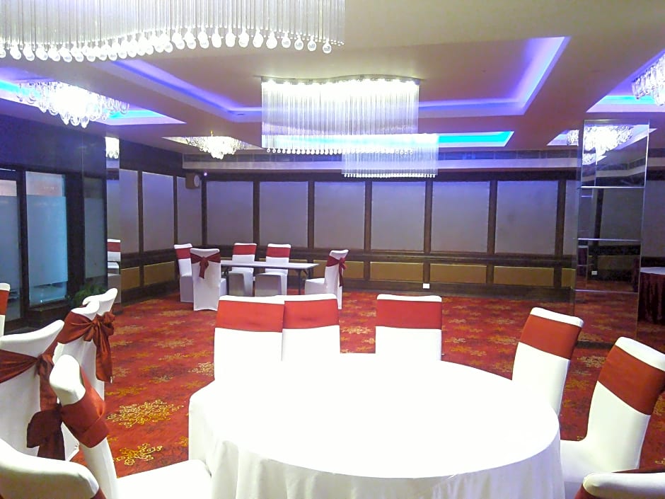 Hotel Saurabh Candy By Peppermint,Nainital>>Haldwani,3 star