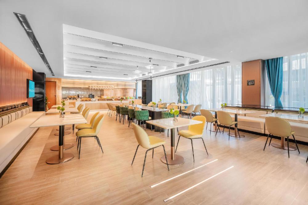 atour hotel chengdu high tech west zone administrative center