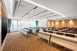 atour hotel chengdu high tech west zone administrative center