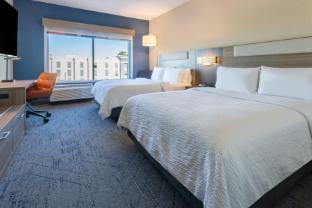 holiday inn express and suites benson