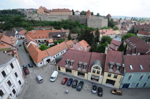 eger