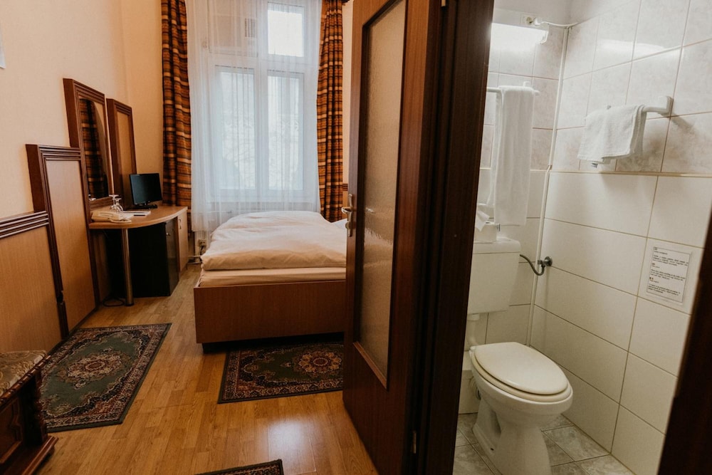 tisza hotel