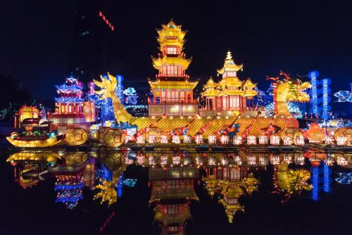 hualuxe haining an ihg hotel