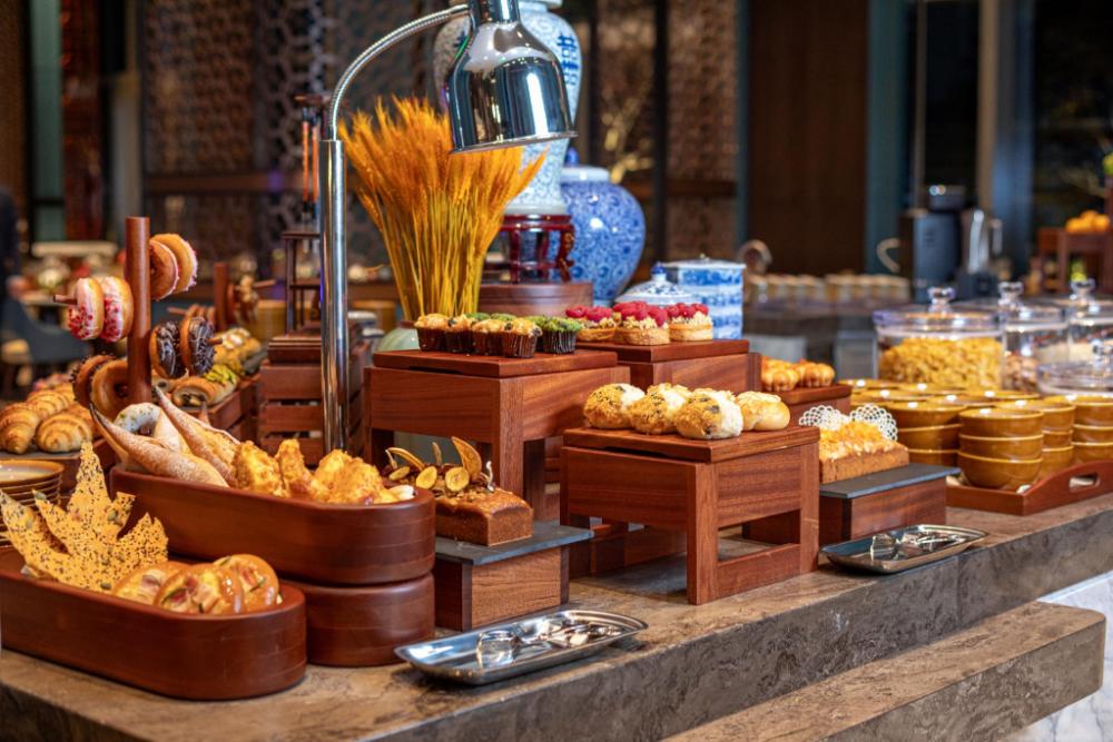 hualuxe haining an ihg hotel