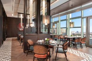 hualuxe haining an ihg hotel