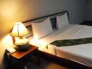 king royal garden inn