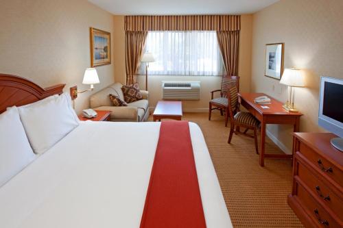 holiday inn express lynbrook rockville centre