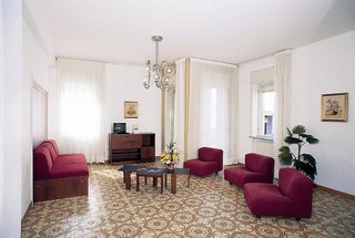 Hotel San Pietro,Letojanni>>Catania,3 star
