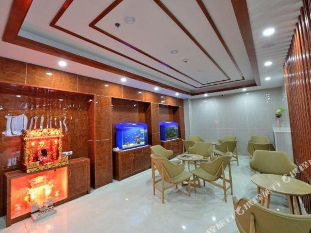 palette the travellers hotel bangkok