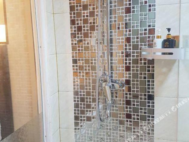 palette the travellers hotel bangkok