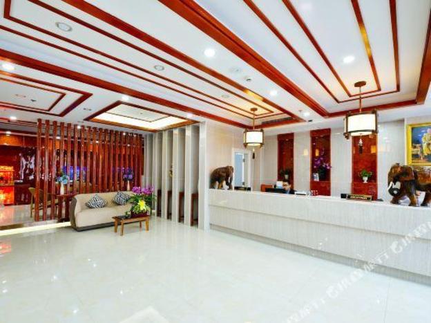 palette the travellers hotel bangkok