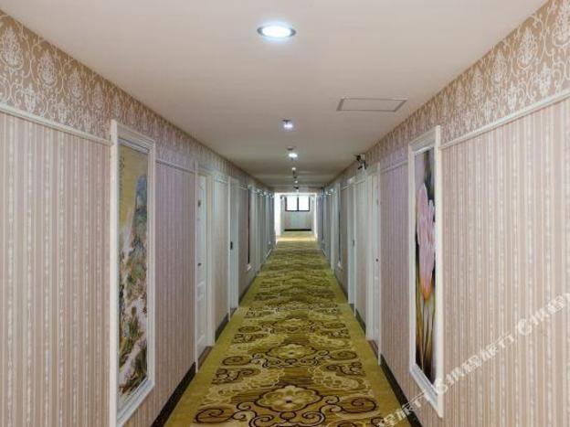 palette the travellers hotel bangkok