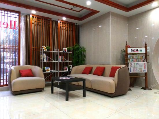 palette the travellers hotel bangkok