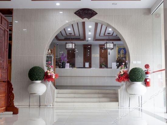 palette the travellers hotel bangkok