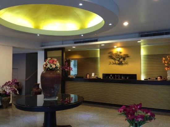 palette the travellers hotel bangkok