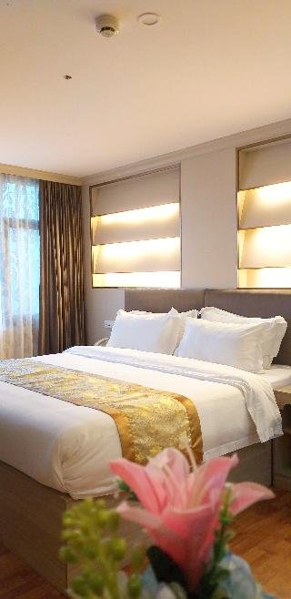 palette the travellers hotel bangkok