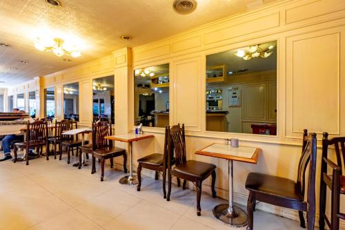 Woodlands Inn,Bangkok>>Bang Rak,3 star