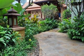 The Rose Hotel Bangkok,Bangkok>>Bang Rak,3 star