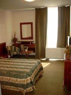 Continental,Sindelic>>Skopje,4 star