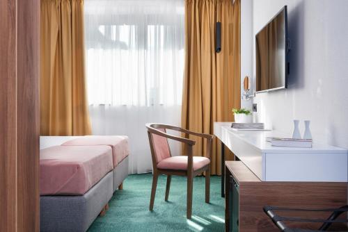 Hotel Tim's Apartments,,4 star