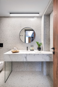 hotel tims apartments