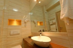 hotel tims apartments