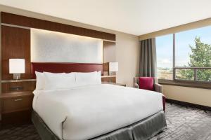 doubletree by hilton toronto airport west