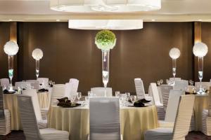 doubletree by hilton toronto airport west