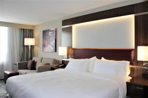 doubletree by hilton toronto airport west