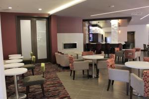 doubletree by hilton toronto airport west