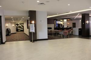doubletree by hilton toronto airport west