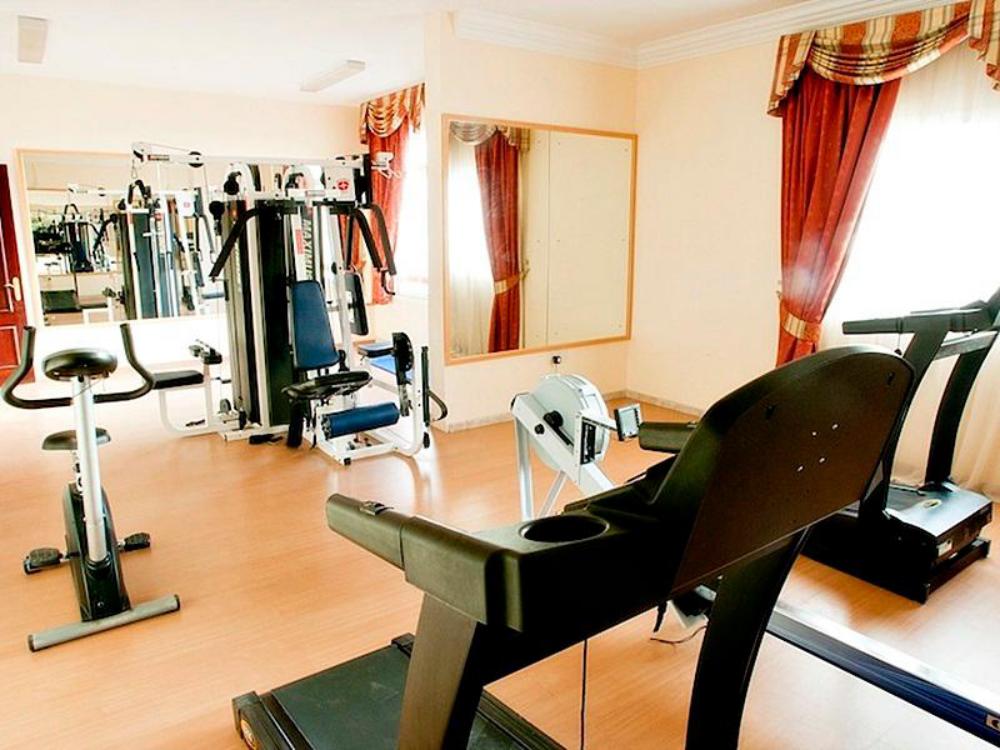 safeer hotel suites aparthotel