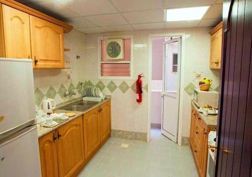 safeer hotel suites aparthotel