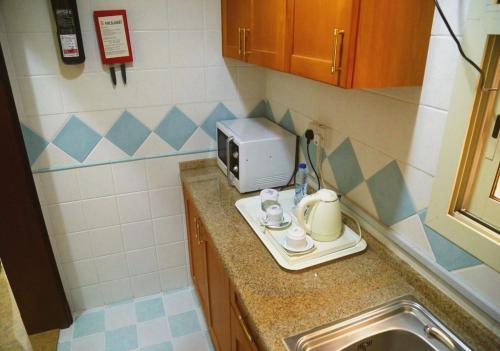 safeer hotel suites aparthotel