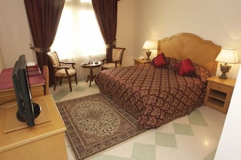 safeer hotel suites aparthotel