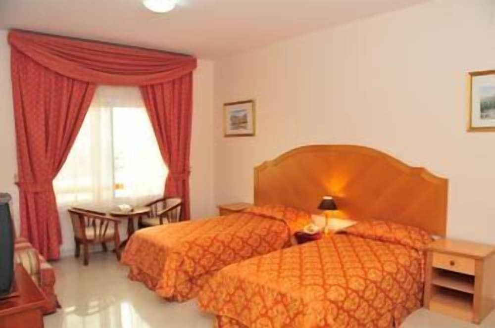 safeer hotel suites aparthotel