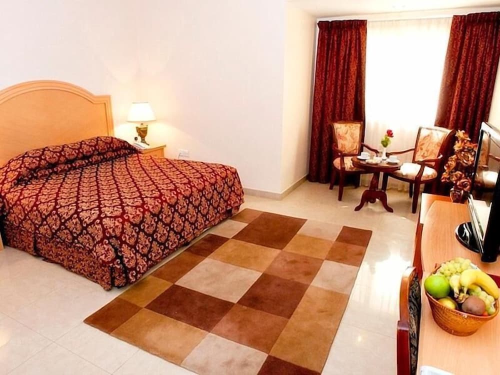 safeer hotel suites aparthotel