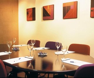 Nh Montevideo Columbia,Ciudad Vieja>>Aguada,5 star