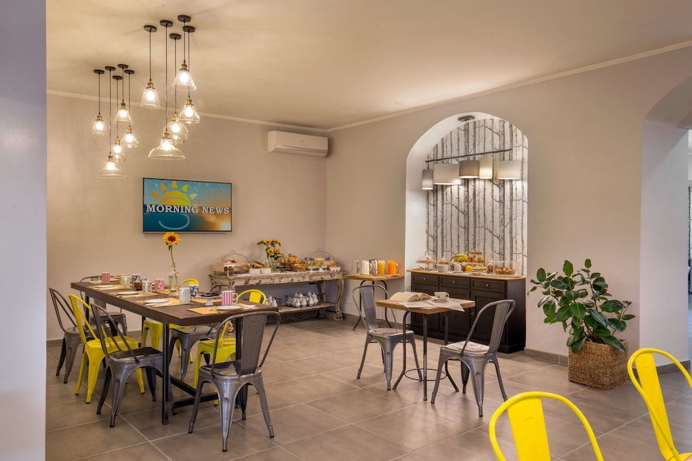 urban garden hotel