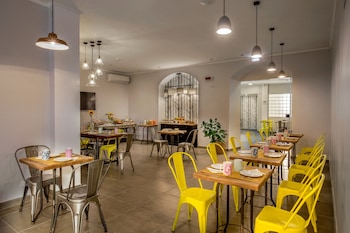 urban garden hotel
